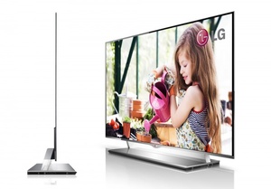 LG esitteli 55-tuumaista OLED-televisiotaan Monacossa